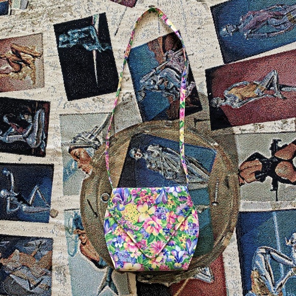 🌸🌼 VINTAGE FLORAL ENVELOPE PURSE 🌼🌸 - Picture 1 of 4